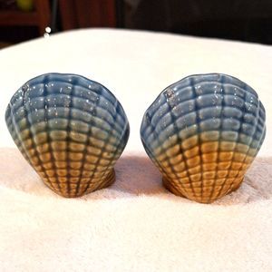 Seashell Salt and Pepper Shakers Like New Nautical Decor Seaside Kitchen Decor